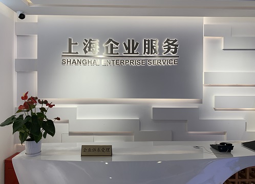强调只要我们变压力为动力、善于化危为机